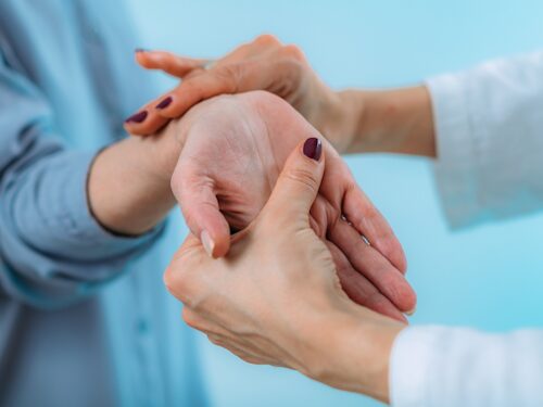 tinels sign and phalens test used to diagnose carpal tunnel syndrome
